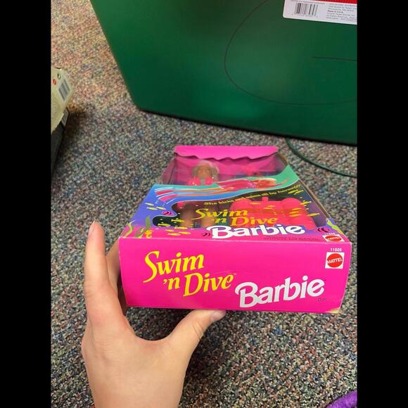 Barbie Swim 'n‎ Dive Barbie Doll 1993 Mattel 11505 Actually Swims & Kicks NRFB - Picture 7 of 8